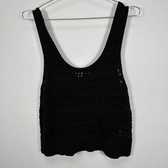 Old Navy Black Crochet Tank Top XL - Picture 3 of 5